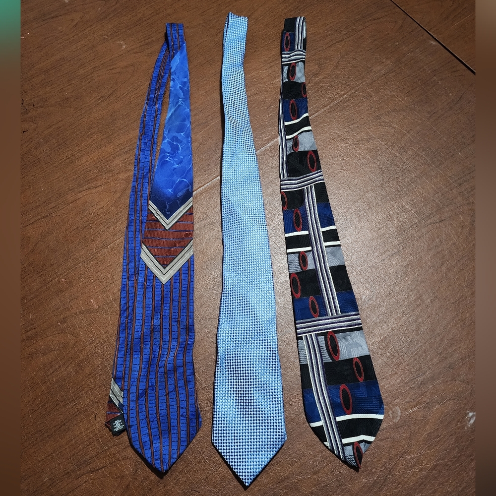 President Donald Trump signature collection tie 👔 ... 3 ties 👔